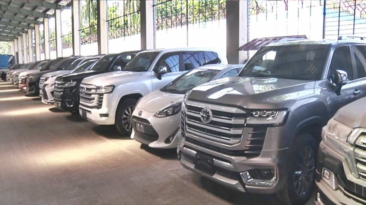 এমপিদের শুল্কমুক্ত গাড়ি আমদানির সুবিধা বাতিল, সংসদে বিল পাস