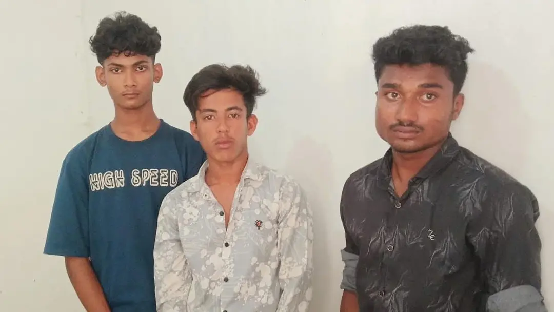 স্কুলছাত্রীকে সংঘবদ্ধ ধর্ষণের পর ভিডিও ছড়িয়ে দেওয়ায় গ্রেপ্তার ৩
