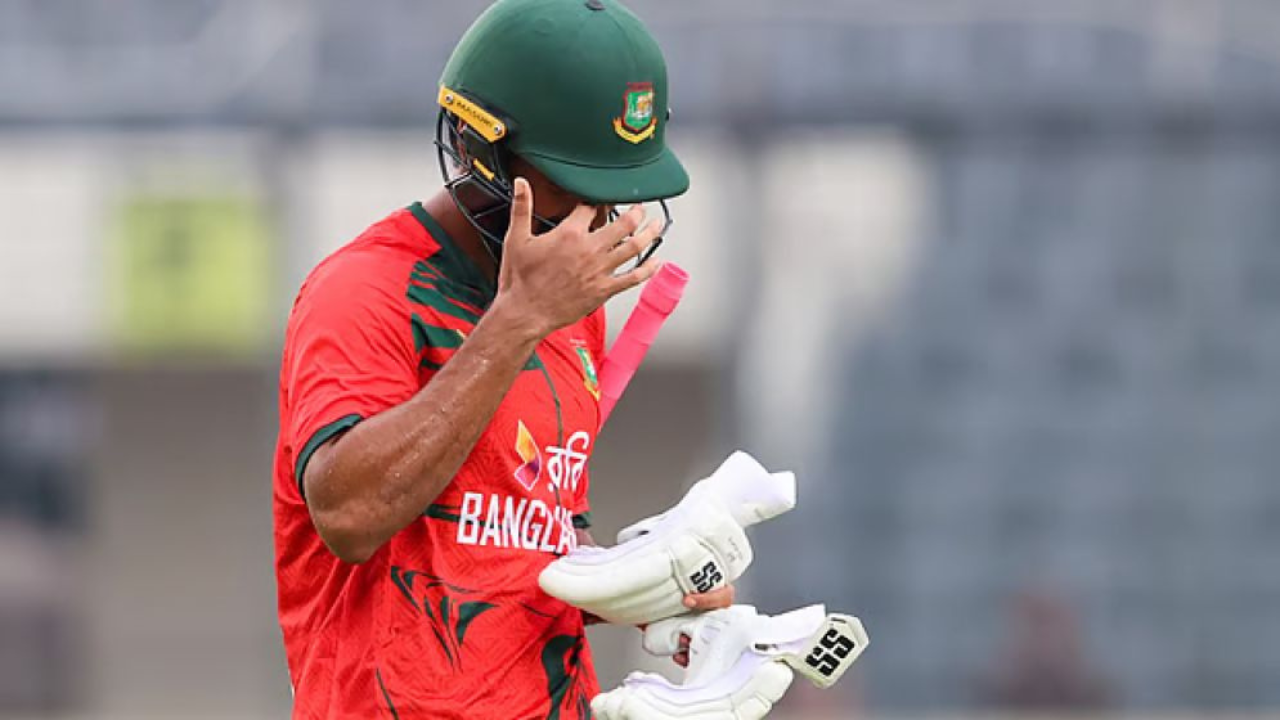 ১০২ রানে অলআউট বাংলাদেশ