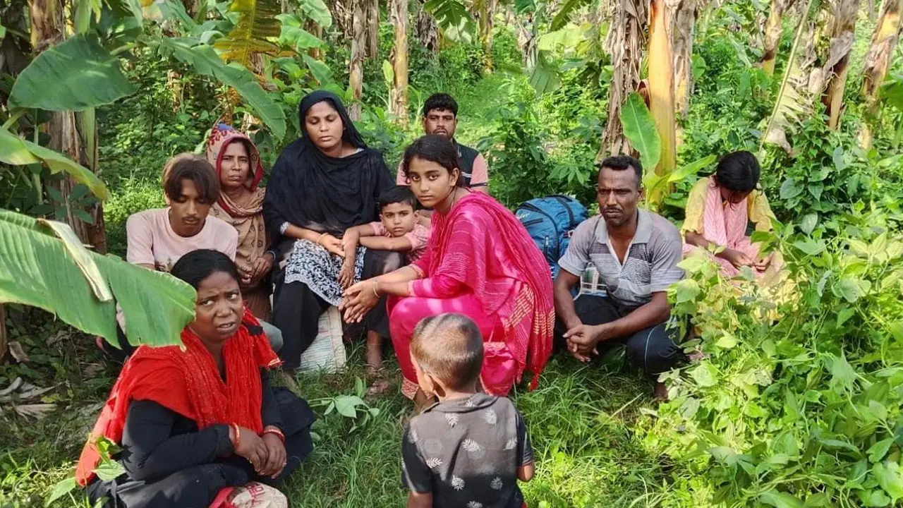 চুয়াডাঙ্গা সীমান্তে অবৈধ পারাপার, নারী-শিশুসহ আটক ১০