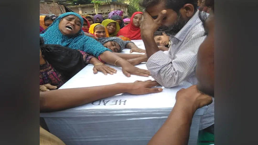 দেশে ফিরল মালয়েশিয়ায় হত্যার শিকার নজরুলের মরদেহ, দাফন সম্পন্ন