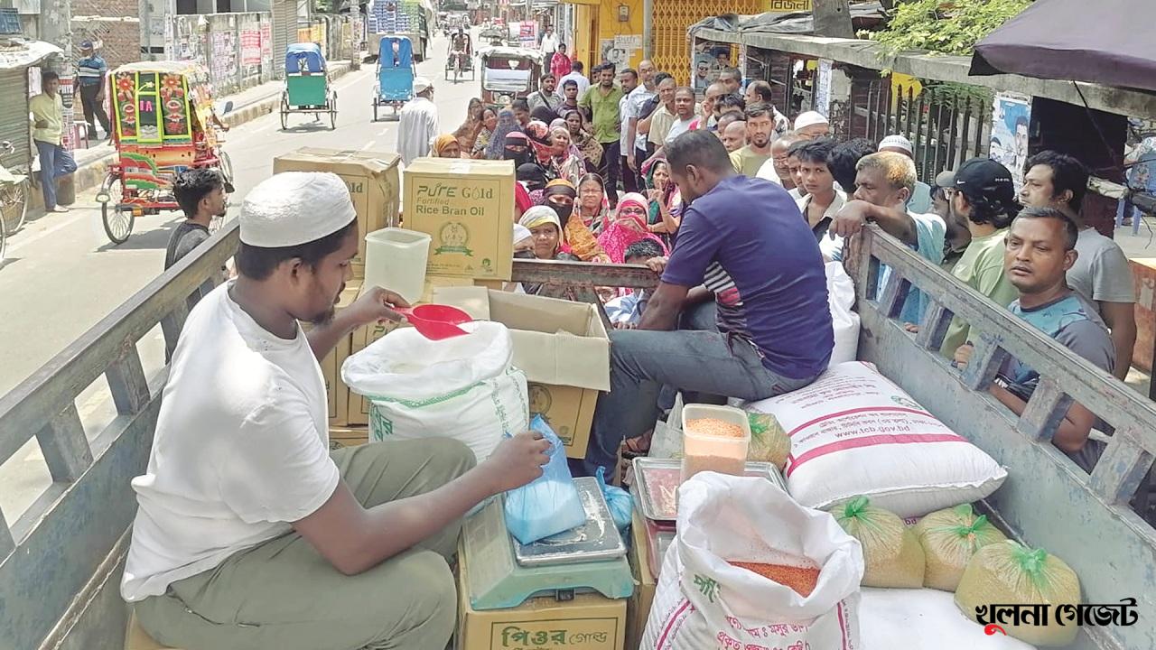 টিসিবি’র পণ্য পাচ্ছেন না অধিকাংশ নগরবাসী