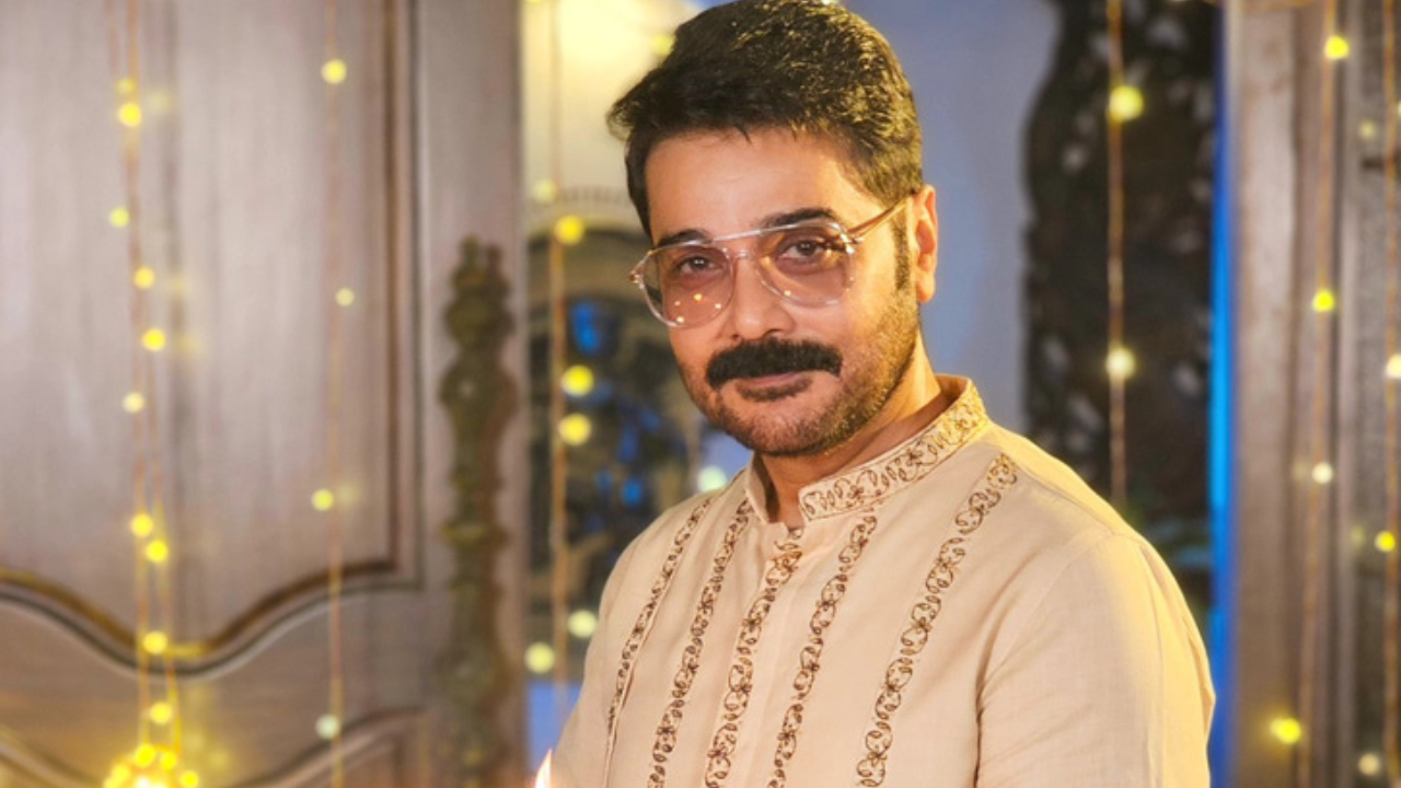 ‘আমার গায়ে কোনও রাজনৈতিক রং লাগাবেন না’