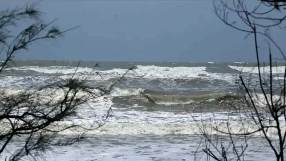 বঙ্গোপসাগরে লঘুচাপ সৃষ্টির আভাস