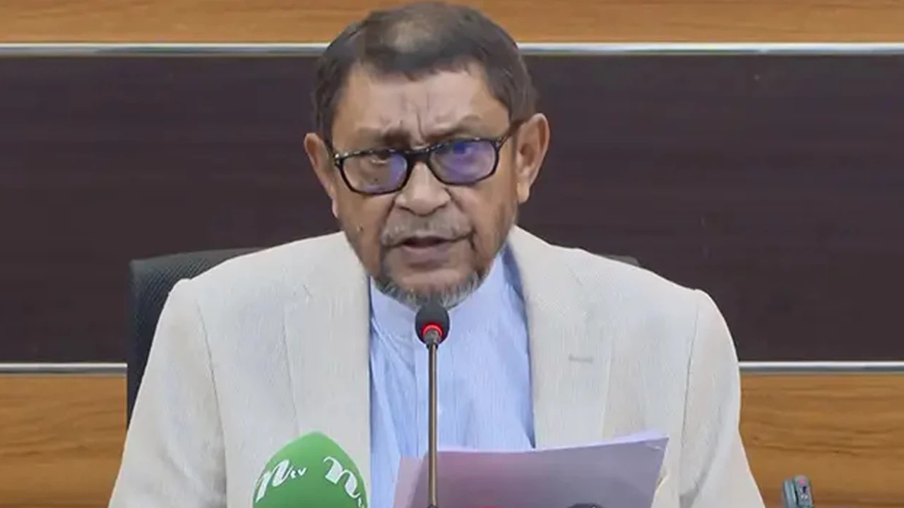 ‘আদ-দ্বীন হাসপাতালে ৬ শিশুর মৃত্যুর তদন্ত প্রতিবেদন আজ জমা দেয়া হচ্ছে না’
