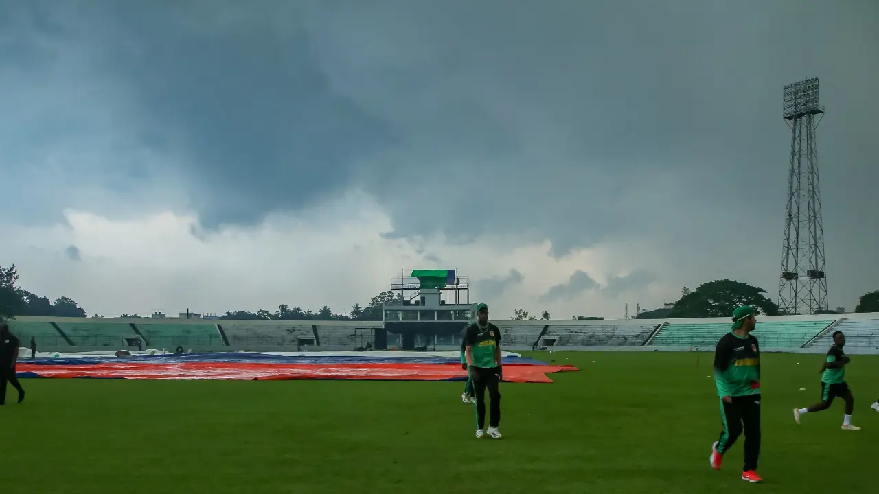 বৃষ্টিতে ভেসে গেল বাংলাদেশের দ্বিতীয় ম্যাচ