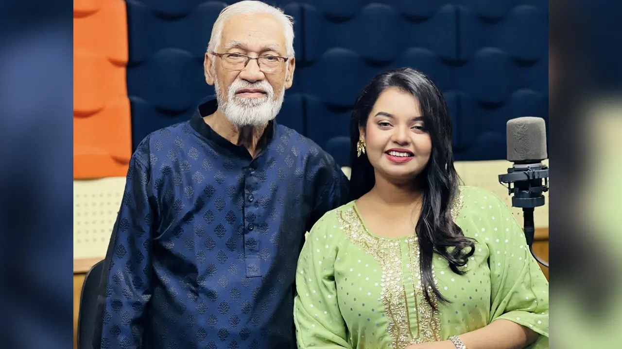 শেখ সাদী খানের সুরে অনন্যার গান