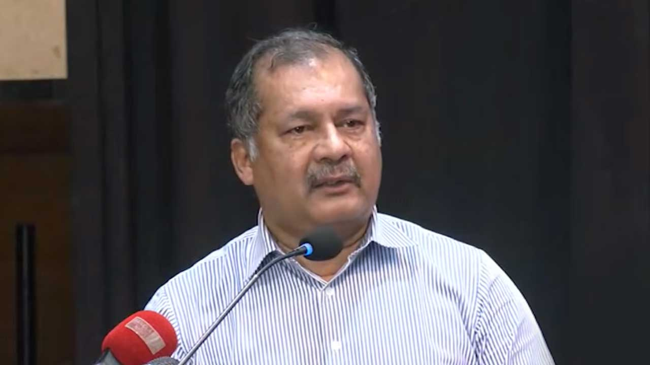 বাঙালিত্বের সার্টিফিকেট কলকাতার কাছ থেকে ধার করতে হবে না: তথ্যমন্ত্রী