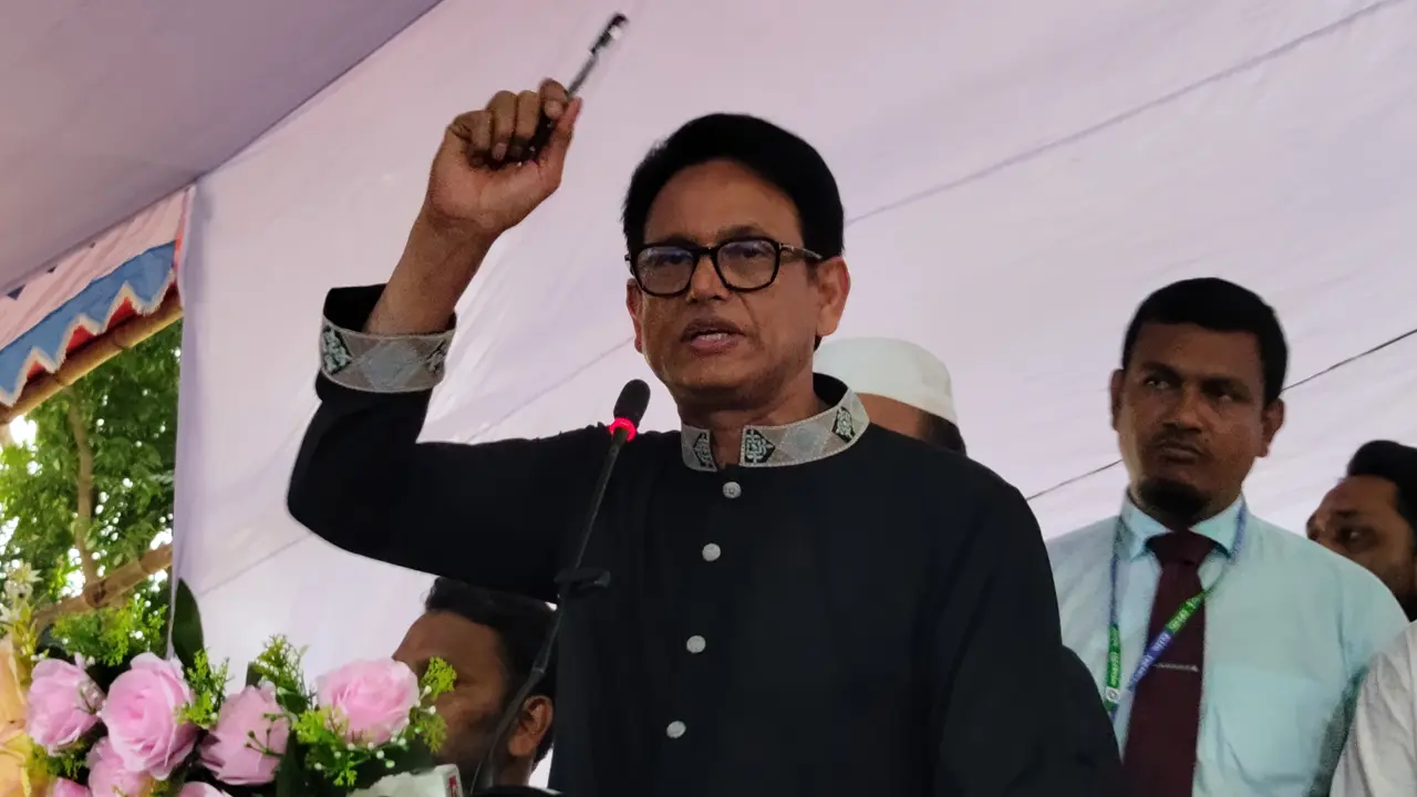৩২ হাজার ৫০০ প্রধান শিক্ষক নিয়োগে জট কাটাতে কাজ চলছে: শিক্ষামন্ত্রী