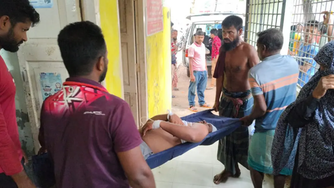সরকারি খাল দখলকে কেন্দ্র করে আ.লীগ-বিএনপি-জামায়াতের সংঘর্ষ, আহত ৮