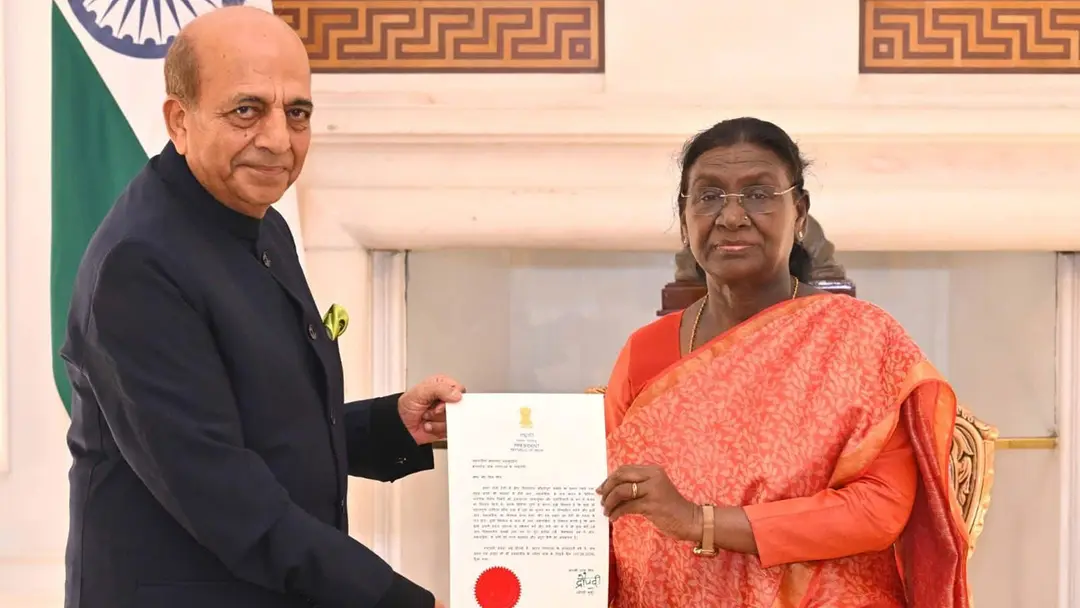 শিগগিরই ঢাকায় ভারতীয় হাইকমিশনারের দায়িত্ব গ্রহণ করবেন দীনেশ ত্রিবেদী