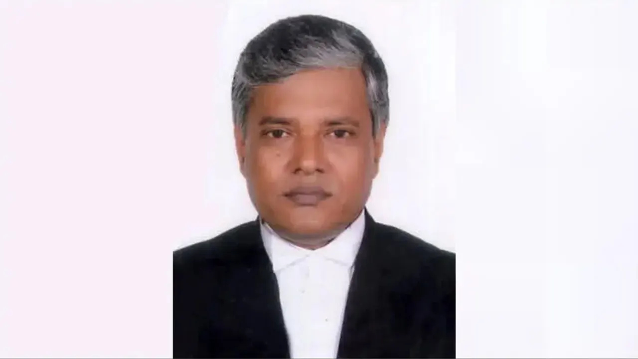 পদত্যাগ করেছেন ডেপুটি অ্যাটর্নি জেনারেল বদিউজ্জামান তপাদার