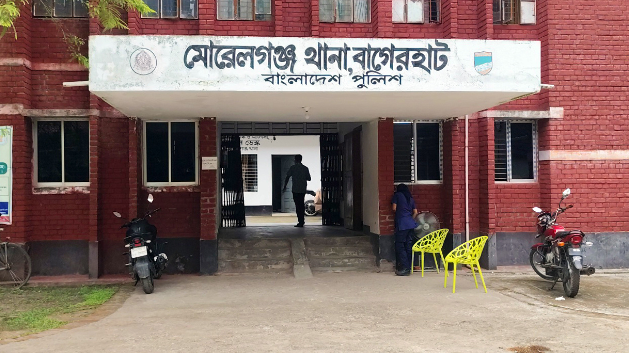 মটরসাইকেলের ধাক্কায় পথচারী নিহত