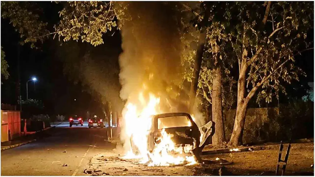 ভারতে বিজেপি নেতাসহ তিনজনকে জ্যান্ত পুড়িয়ে হত্যা