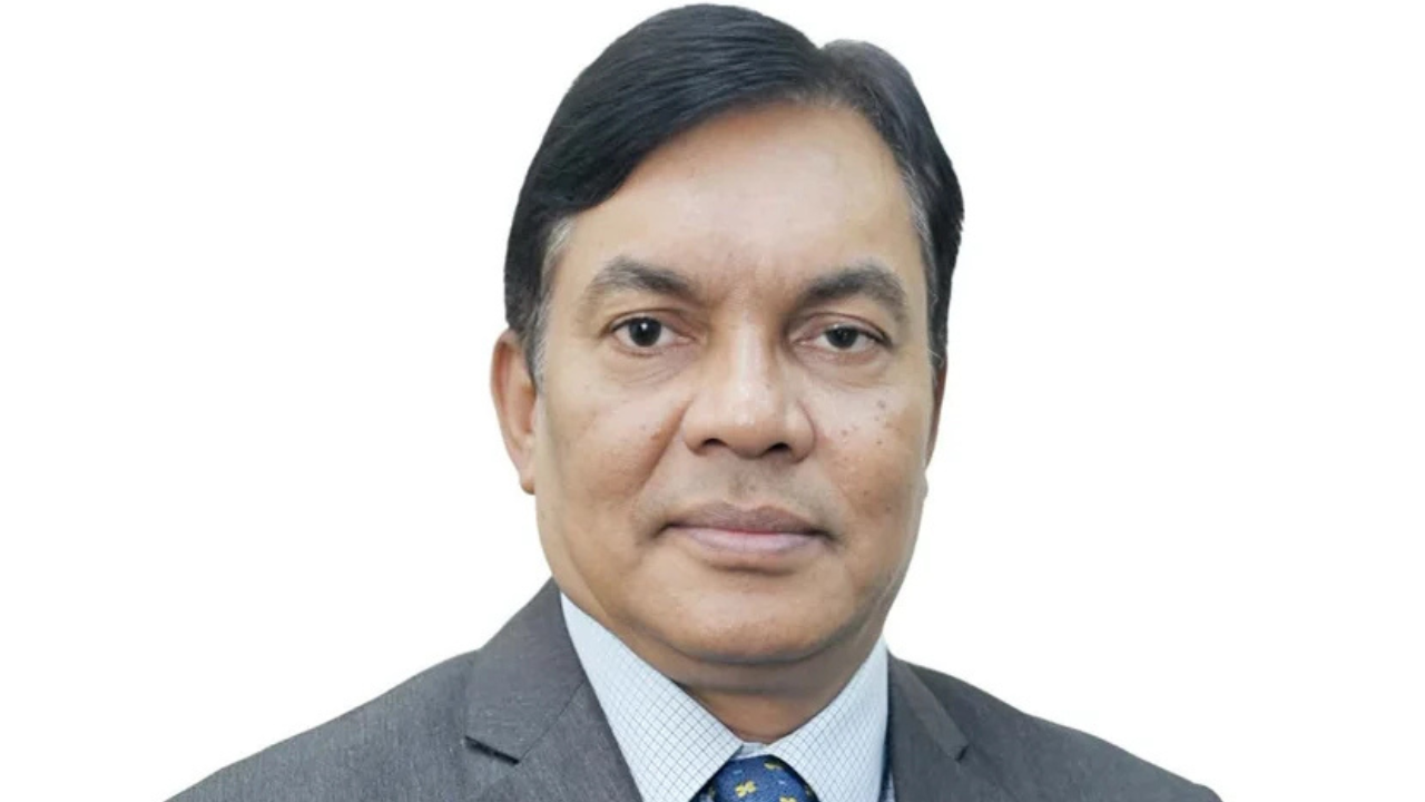 বাংলাদেশ ব্যাংকের ডেপুটি গভর্নর হলেন সরোয়ার হোসেন