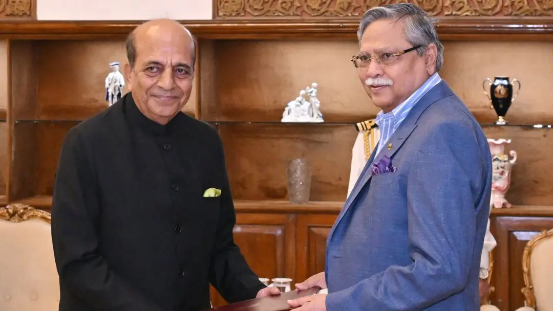 রাষ্ট্রপতির কাছে ভারতের নবনিযুক্ত হাইকমিশনারের পরিচয়পত্র পেশ