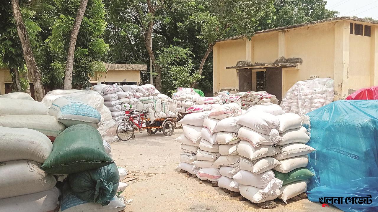 ডুমুরিয়ায় সরকারি দামে ধান সংগ্রহ নিয়ে নানা অনিয়মের অভিযোগ