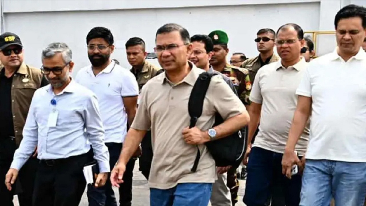 সিলেট পৌঁছেছেন প্রধানমন্ত্রী, সড়কপথে যাচ্ছেন মৌলভীবাজার