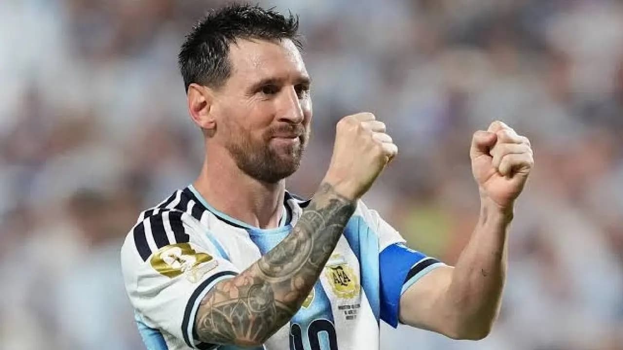 ৩৯-এ মেসি : আজ ফুটবল মহাকাব্যের নায়কের জন্মদিন