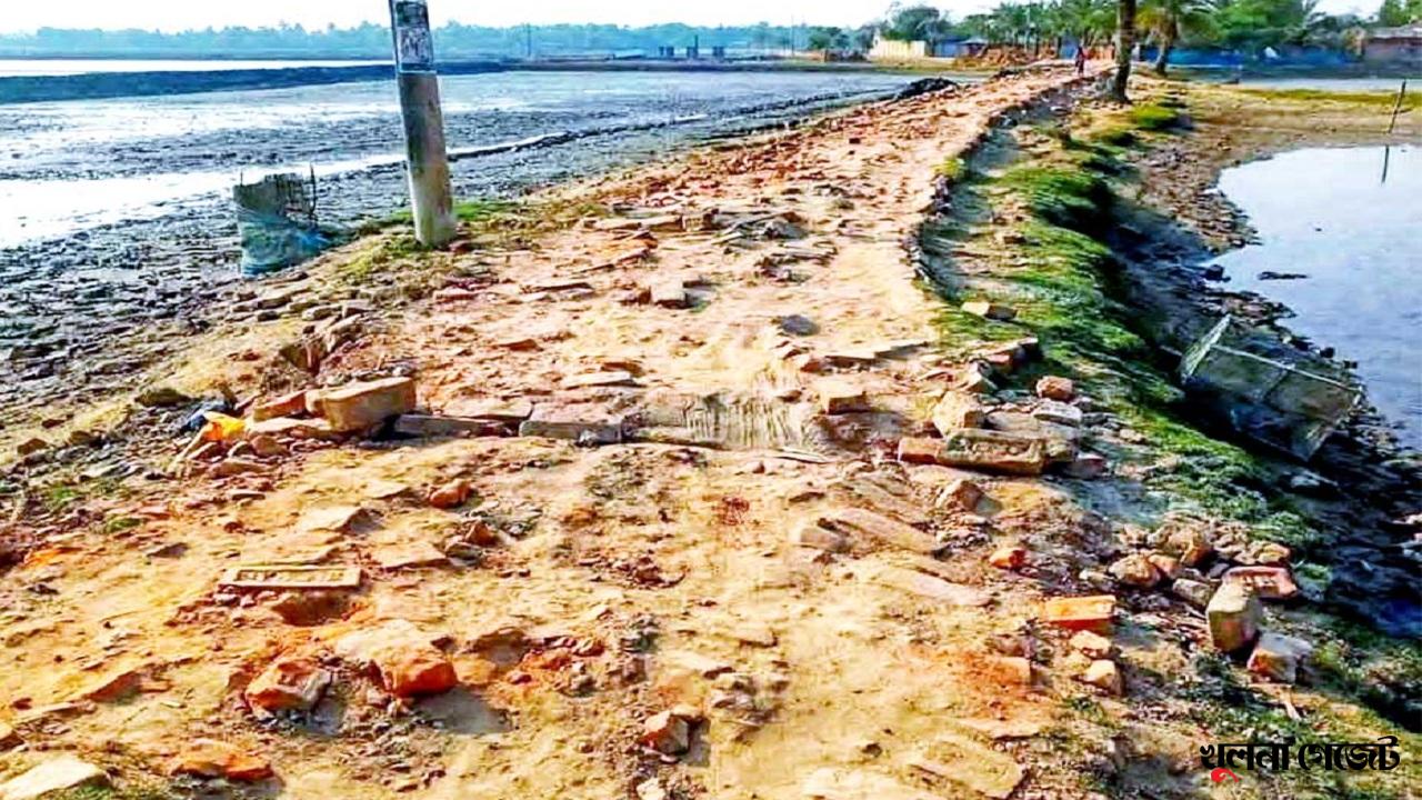 শ্যামনগরে আড়াই কিলোমিটার সড়ক চলাচলের অনুপযোগী