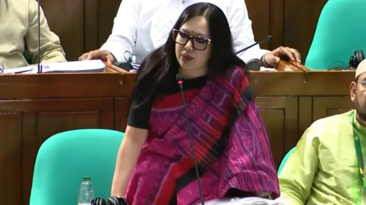 ‘১০০ দিনে ৬০৫ খুন, ১৯৬ অপহরণ,’ সংসদে রুমিন ফারহানার ক্ষোভ