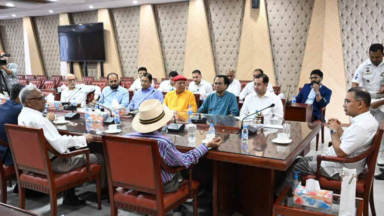 সরকারের গঠনমূলক সমালোচনা এবং ইতিবাচক কাজগুলোও তুলে ধরুন: তারেক রহমান