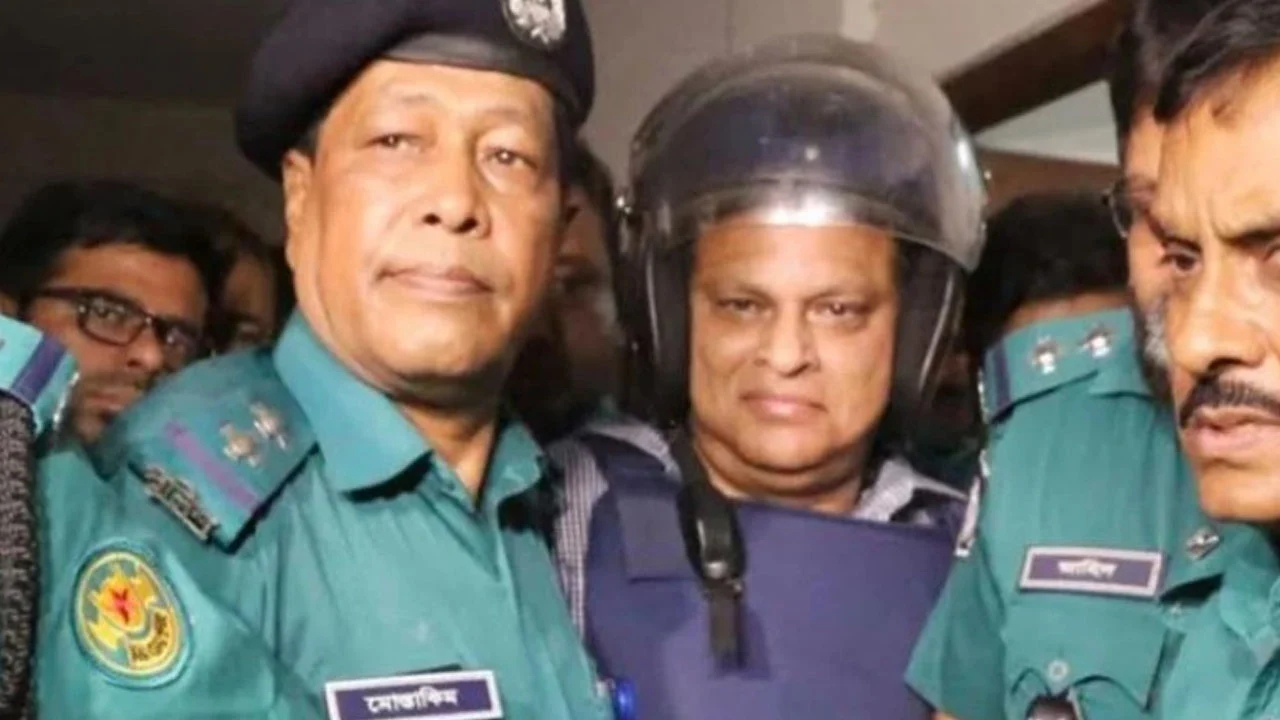 জিয়াউলের নেতৃত্বে বন্দিকে গুলি করে পেট কেটে নদীতে ফেলা হয়