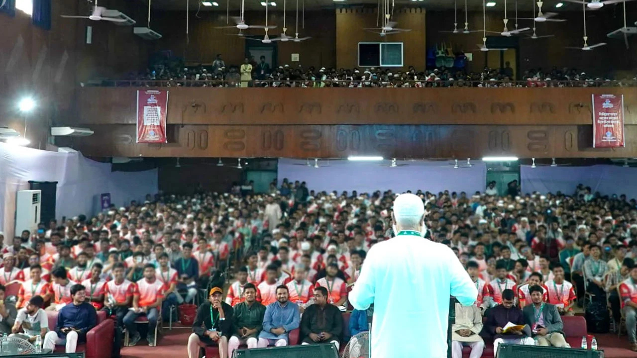 ‘দুর্নীতি দূর করতে হলে সর্বপ্রথম ‘সরিষার ভেতরের ভূত’ তাড়াতে হবে’