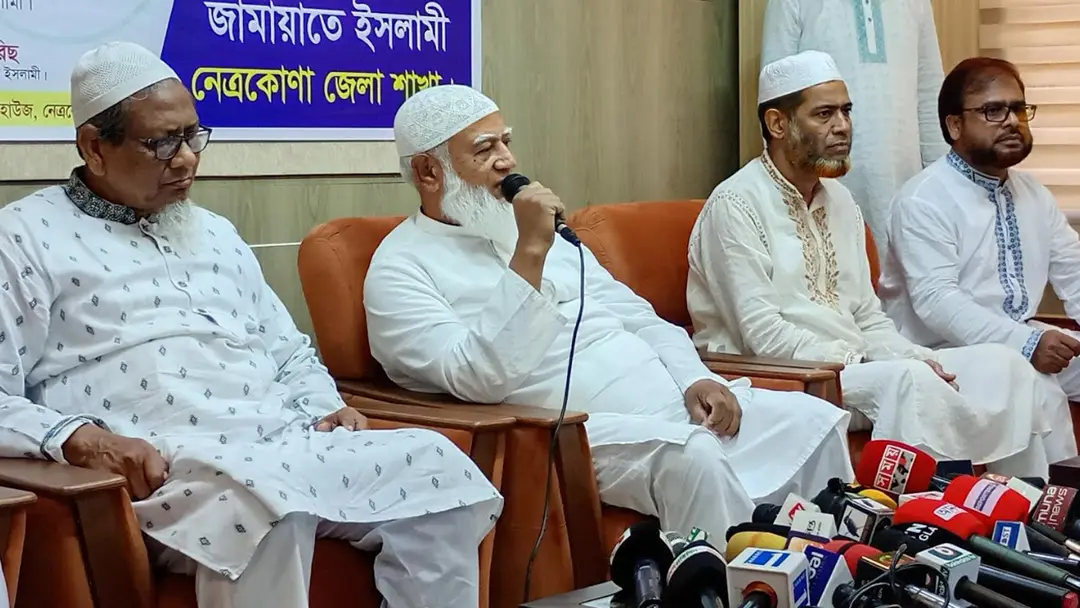 অভ্যন্তরীণ বিষয়ে উষ্মা প্রকাশ করলে গরম শ্বাস ছেড়ে দেবো : জামায়াত আমির
