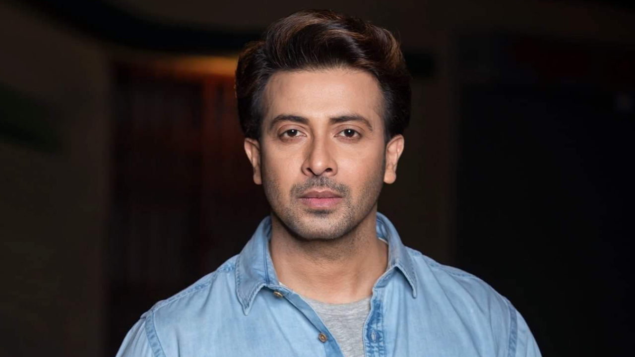 বিশ্বকাপ দেখতে যুক্তরাষ্ট্রে পাড়ি জমালেন শাকিব খান