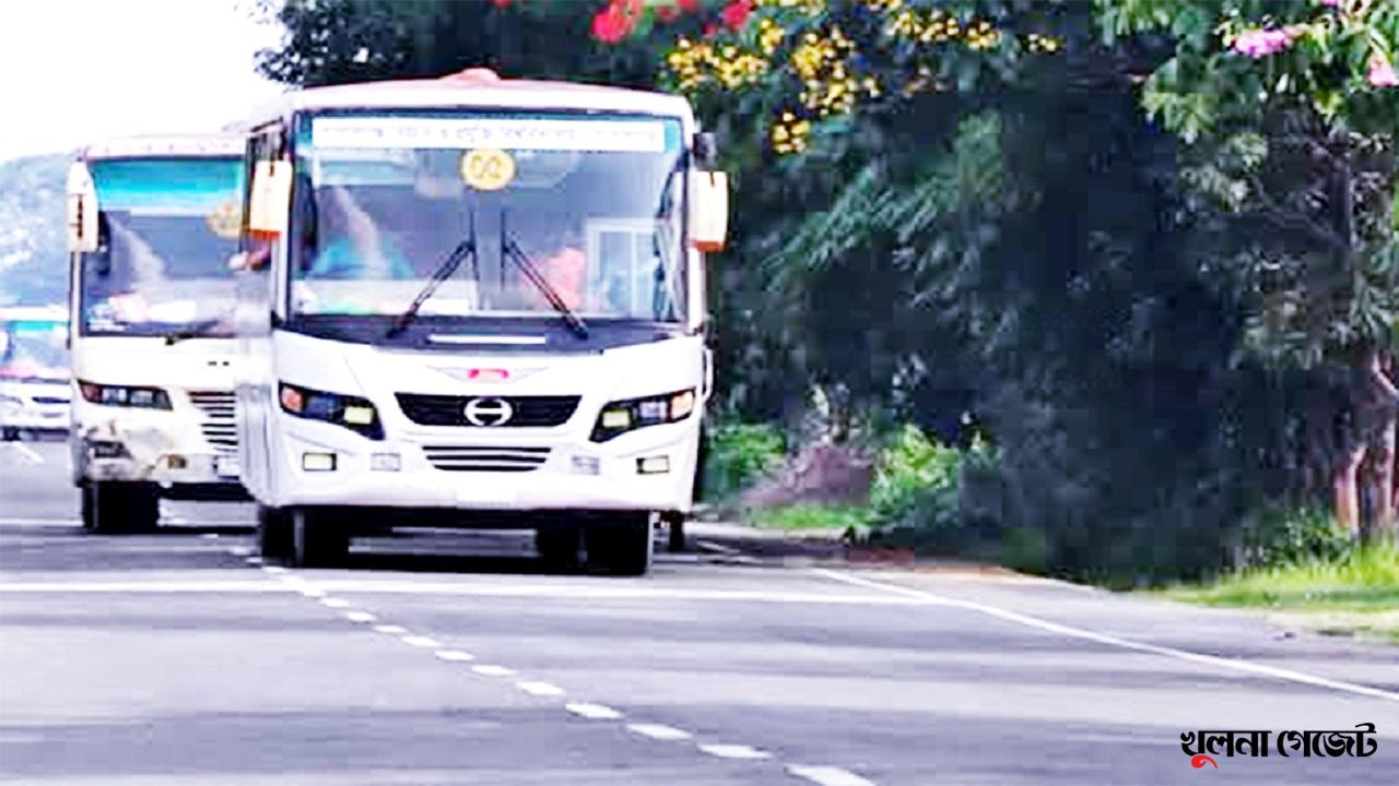 গোবিপ্রবিতে ঘণ্টায় ঘণ্টায় বাসসেবা বন্ধ, ভোগান্তি বেড়েছে শিক্ষার্থীদের