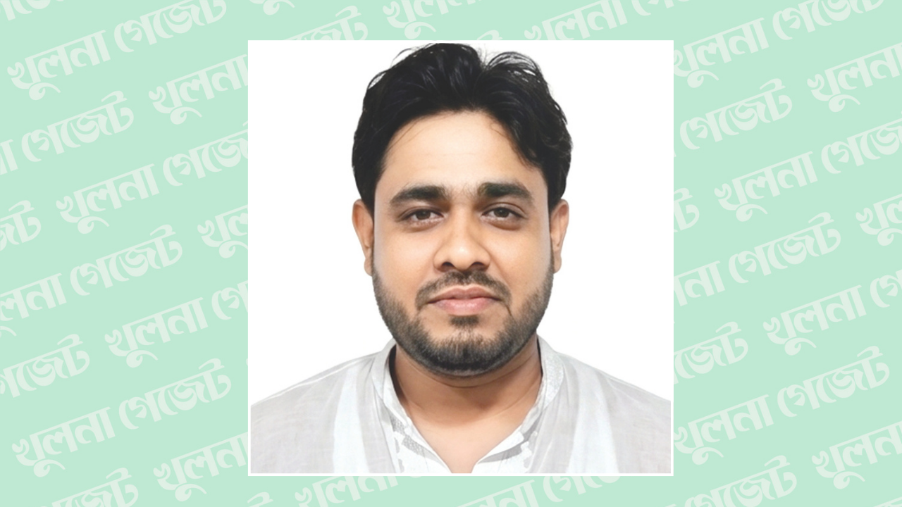 গ্রেড-৩ থেকে যেভাবে ঘুরে দাঁড়ালেন শিক্ষক কমলেশ