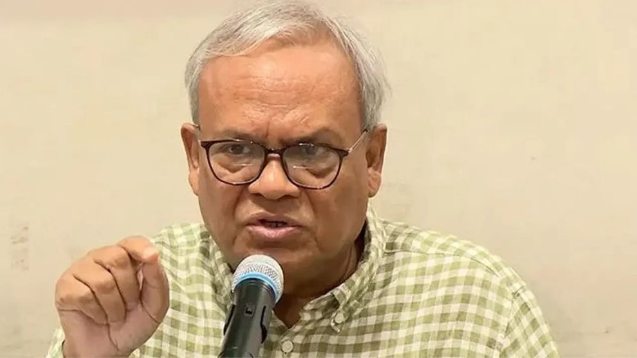 অনেক রক্ত ঝরিয়ে, ব্যাপক আন্দোলনের বিনিময়ে বিএনপি ক্ষমতায় এসেছে: রিজভী