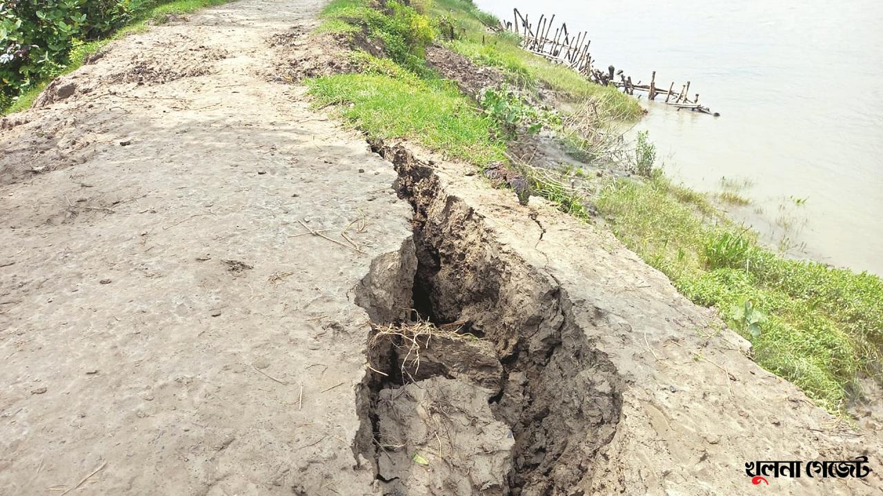 আতঙ্কে ৫ গ্রামবাসী, হুমকির মুখে ১২০০ বিঘা আমন ধান চাষাবাদ