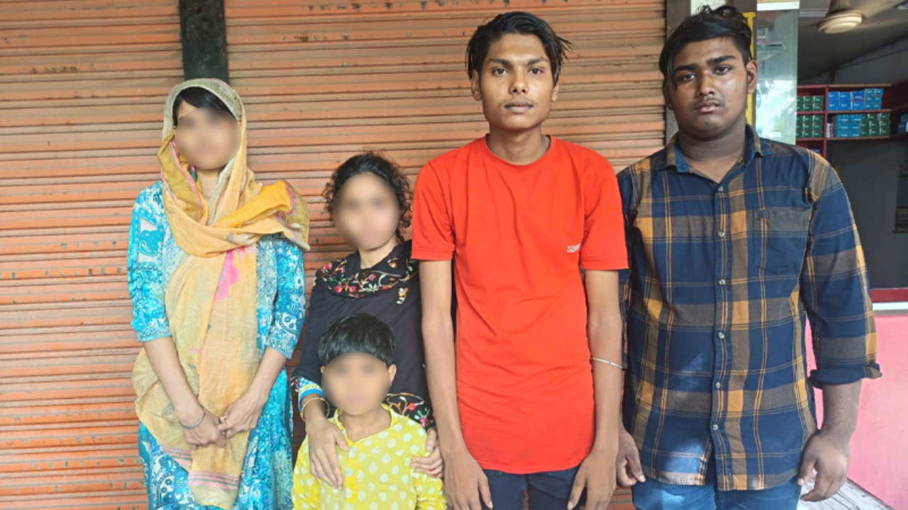 চুয়াডাঙ্গার বেনীপুর সীমান্ত দিয়ে ৫ জনকে বিএসএফের পুশইন