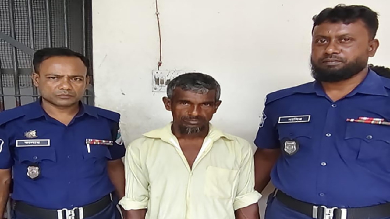 শার্শায় লোভ দেখিয়ে শিশু ধর্ষণের অভিযোগে ধর্ষক গ্রেপ্তার