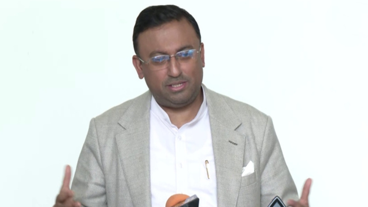 ইরানে আক্রমণ নয়, হুতিকে প্রতিরোধেই সৌদি জোটে বাংলাদেশ: হুমায়ুন কবির