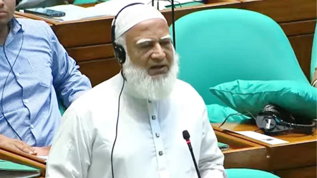 স্বরাষ্ট্রমন্ত্রী সংসদে তুচ্ছ-তাচ্ছিল্য করেন, আমরা তার ছাত্র হওয়ার জন্য আসিনি: বিরোধীদলীয় নেতা