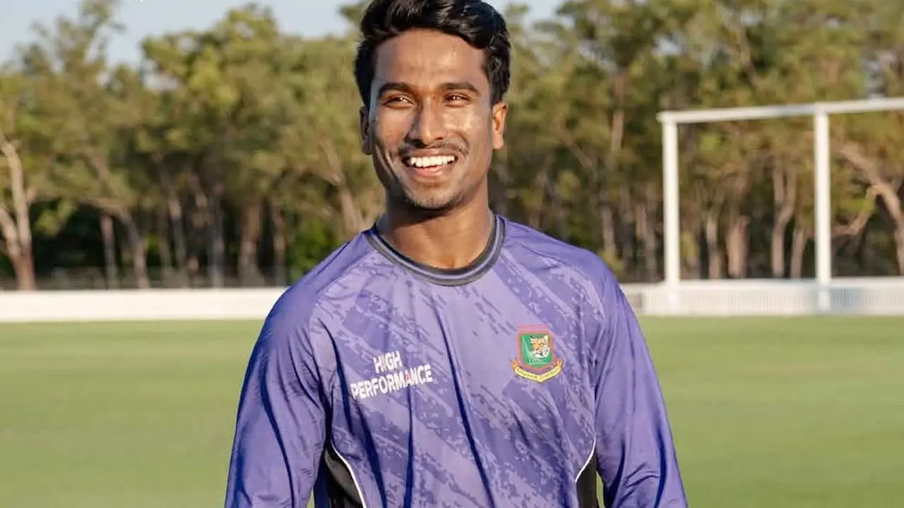 ২১৯ রান ৩১৯ না হওয়ার আক্ষেপ আরিফুলের