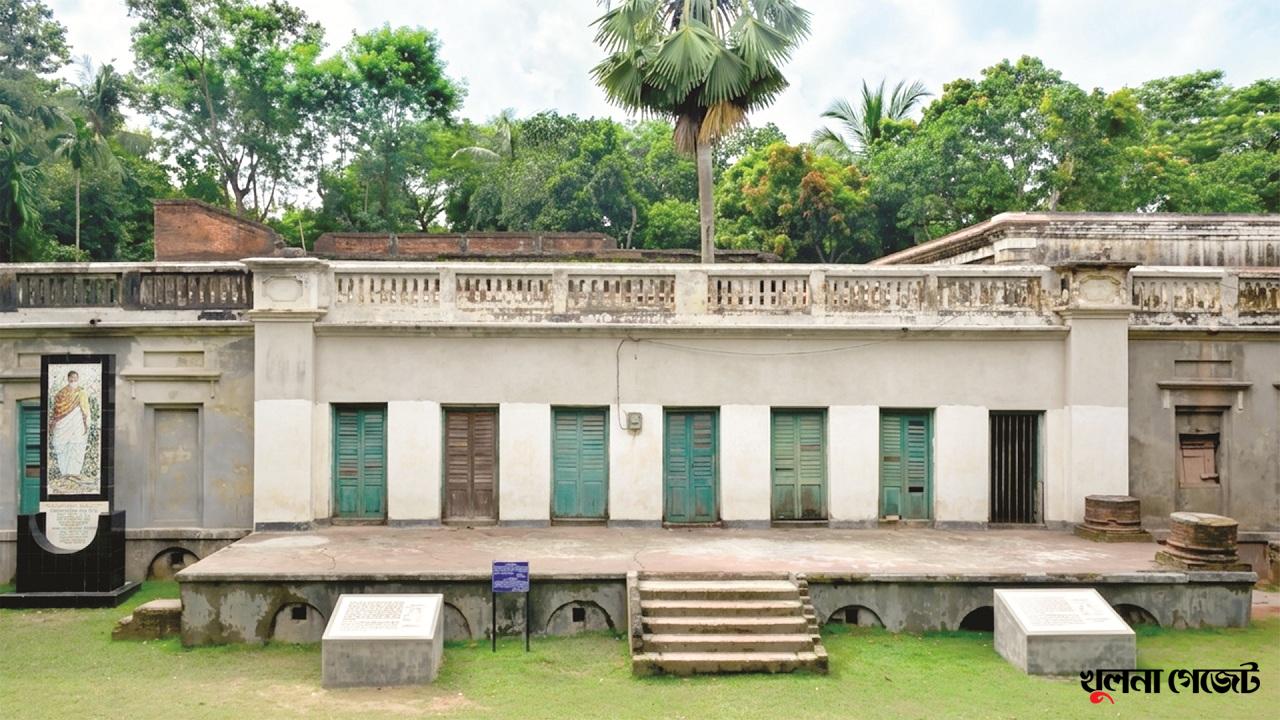 পিসি রায়ের বাড়ি ঘিরে রয়েছে বৃটিশ বিরোধী আন্দোলনের স্মৃতি