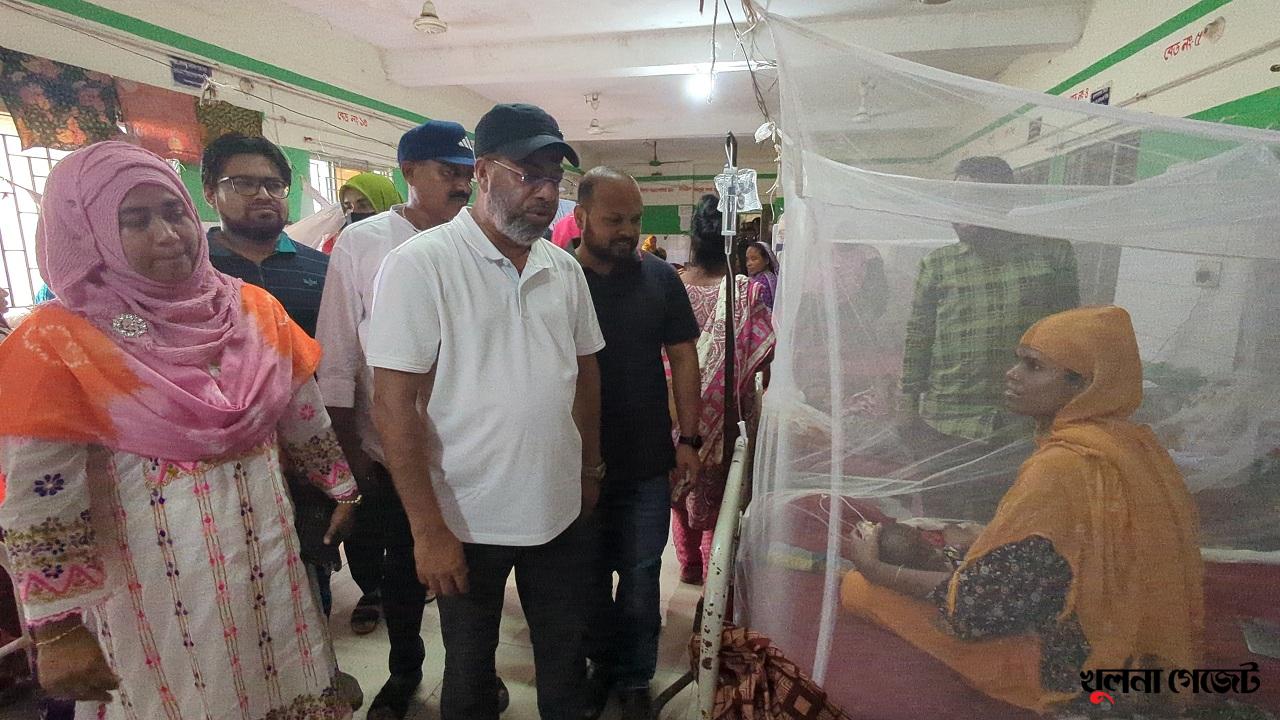 মোংলায় সরকারি হাসপাতালে ঝটিকা পরিদর্শন পরিবেশ প্রতিমন্ত্রীর