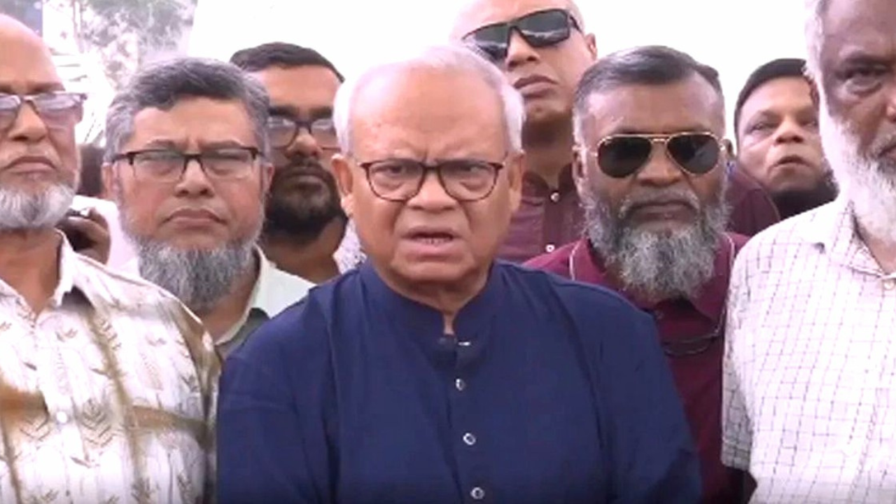 দণ্ডপ্রাপ্ত হাসিনাকে বক্তব্যের সুযোগ দিয়ে সার্বভৌমত্বের প্রতি অপমান করেছে ভারত : রিজভী