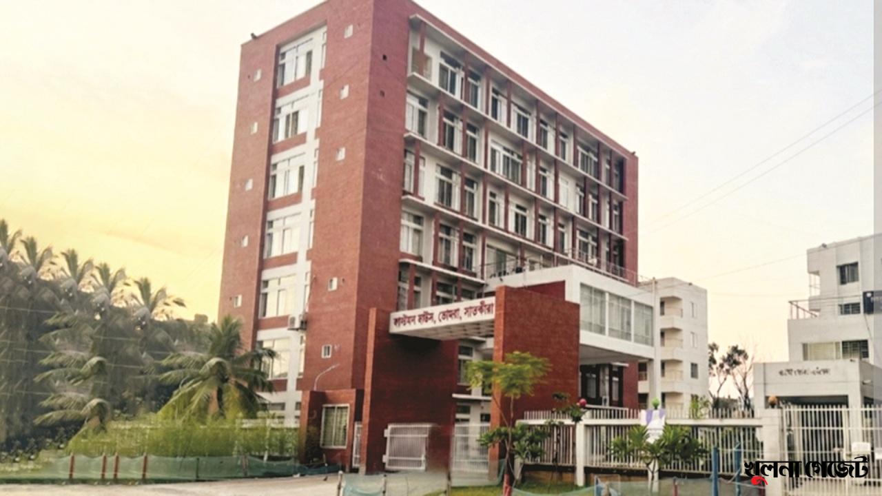 সরকার নির্ধারিত ২ হাজার কোটি টাকার রাজস্ব আদায়ে ঘাটতির শঙ্কা