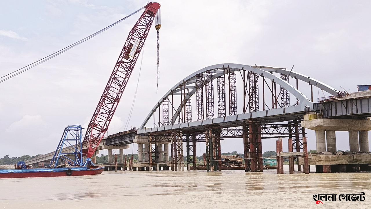 নবগঙ্গার ওপর স্বপ্নের কালিয়া সেতু আট বছর পর মিলছে আলোর দেখা