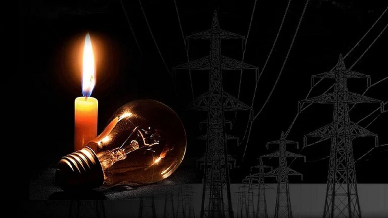 পাইকগাছায় তীব্র লোডশেডিংয়ে অতিষ্ঠ গ্রাহক, দিনে-রাতে বিদ্যুৎ মিলছে ৩ থেকে ৪ ঘণ্টা