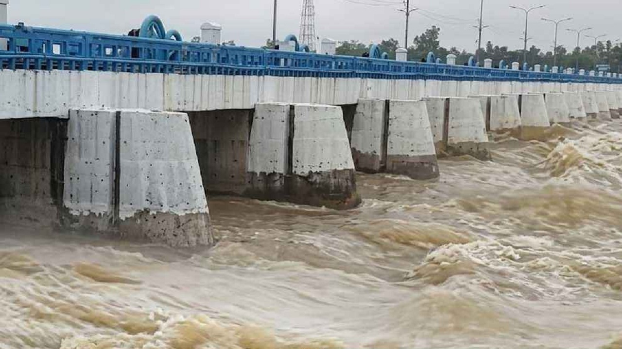 বিপৎসীমার ওপরে তিস্তার পানি, বন্যার শঙ্কা