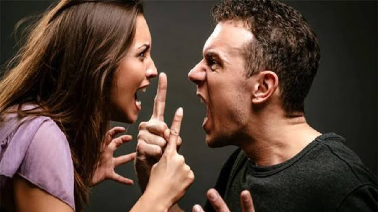 ঝগড়ার পরে সম্পর্ক ঠিক করতে কী করবেন?
