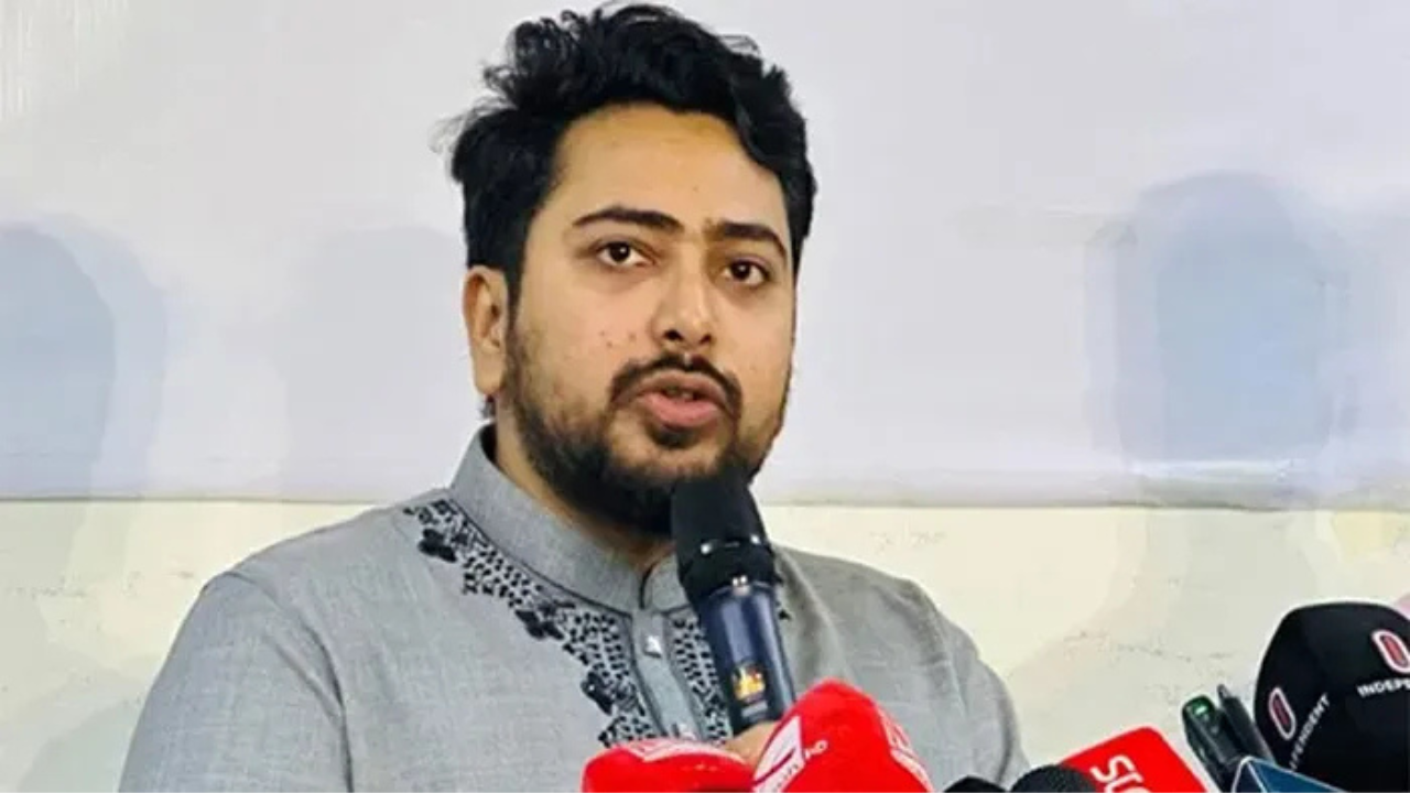 আমরা কোনো স্বৈরতন্ত্র ও দুর্নীতি মেনে নেব না : নাহিদ