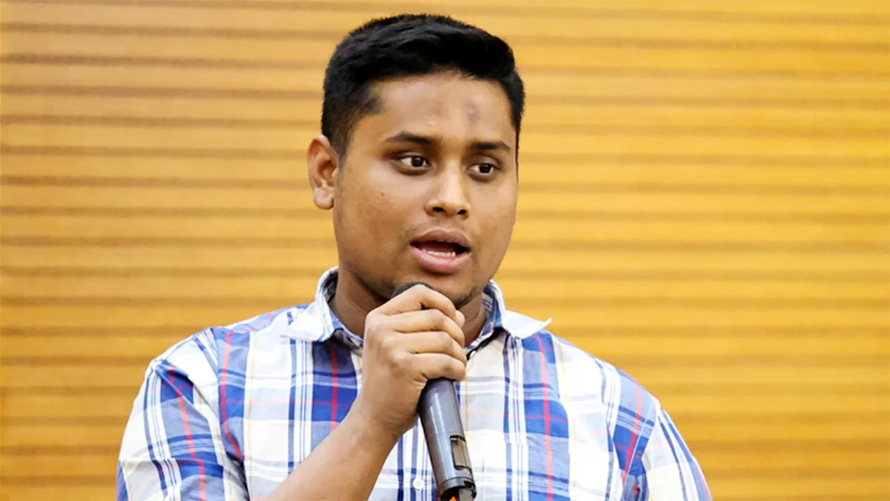 প্রধানমন্ত্রীর ‘চ্যালেঞ্জ’ গ্রহণ করে যা বললেন হাসনাত আব্দুল্লাহ