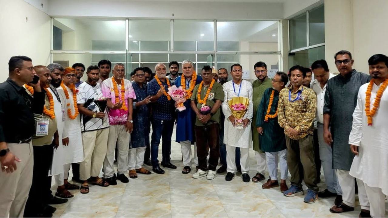 খুলনা জেলা ক্রীড়া সংস্থার নির্বাচনে সম্মিলিত ক্লাব ঐক্য পরিষদ প্যানেলের নিরঙ্কুশ জয়
